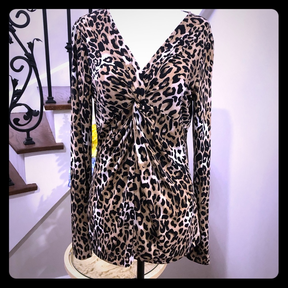 Leopard print top